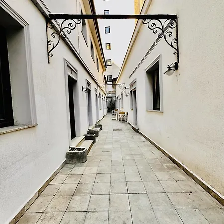 Old Town Comfort Apartment