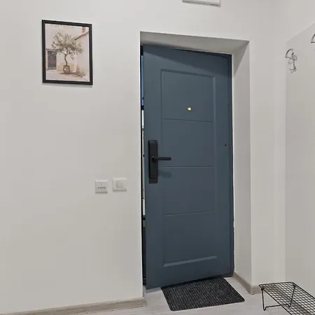Old Town Comfort דירה